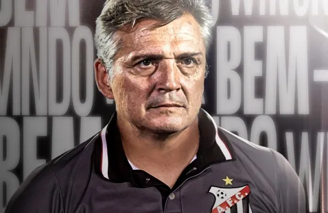 Anápolis confirma volta de técnico Luiz Carlos Winck e renova goleiro para 2026