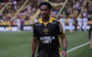 Série B: Atacante do Criciúma lamenta lesão em estreia: 