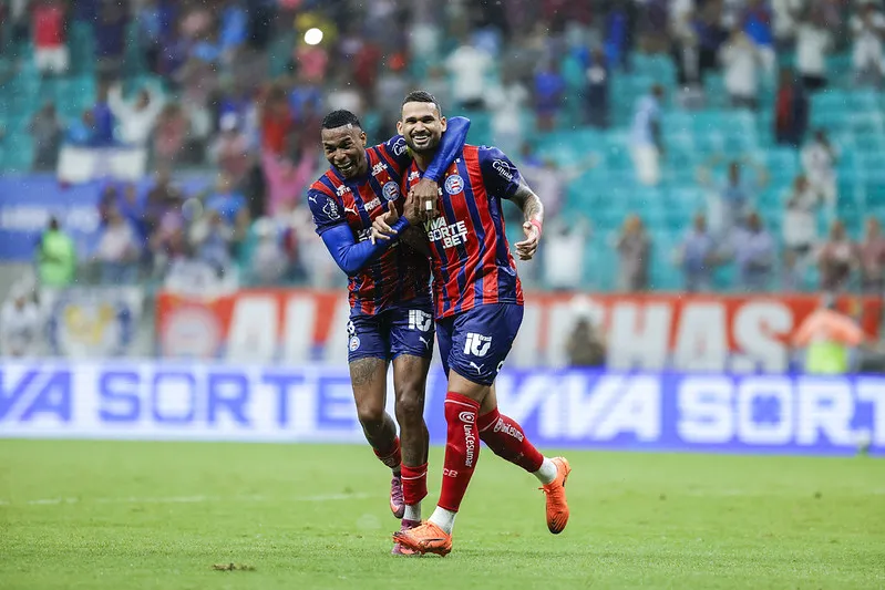 Bahia 1 x 0 Internacional - Tricolor bate Colorado e encosta no G4 6 Bahia bate Internacional no Brasileirao 1