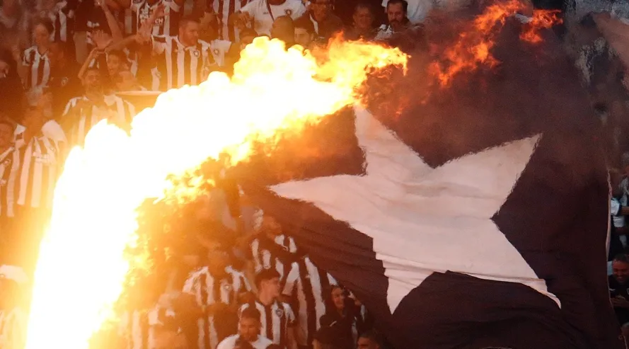 Botafogo lança promoções para clássico contra o Flamengo; partida promete pegar fogo