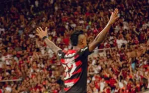 Flamengo: STJD adia julgamento de Bruno Henrique