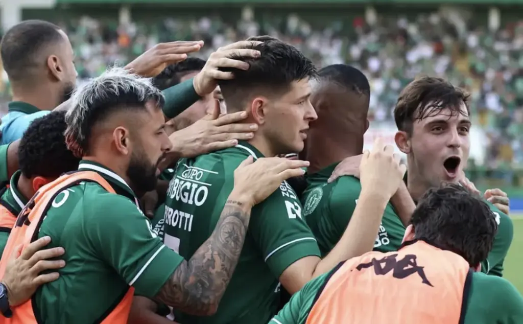 SÉRIE B: Goiás tropeça e segue em 2º; Chapecoense cola no G-4
