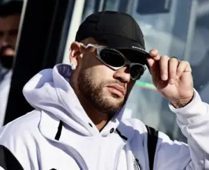 Neymar sobre arbitragem de São Paulo x Palmeiras: 'Erro atrás de erro'