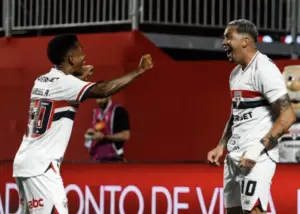 São Paulo 2 x 0 Bahia - No reencontro com Ceni, Tricolor Paulista se reabilita