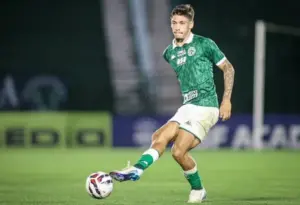 Guarani encaminha saída de mais um lateral para 2026