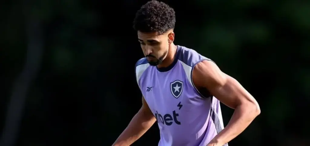 Botafogo deve encarar o Ceará com Chris Ramos entre os titulares