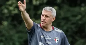 São Paulo vai promover 6 atletas da base em 2026; Crespo fará as escolhas