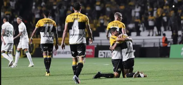 SÉRIE B: Mandantes dominam o domingo dos 'Tigres' 4 Série B - 2025