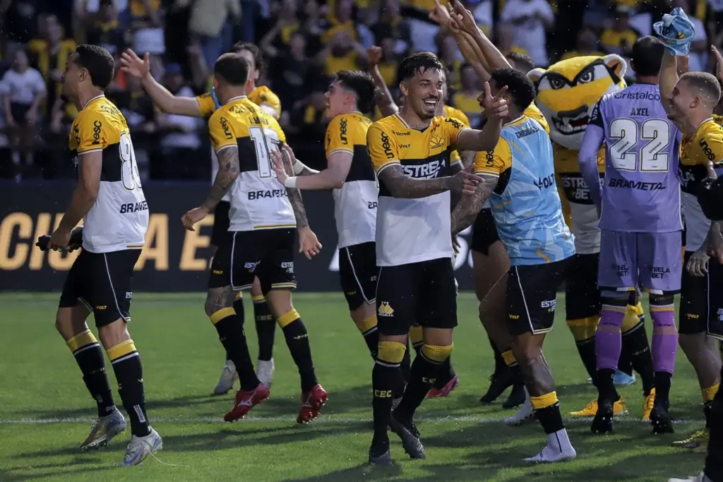 SÉRIE B: Criciúma mira liderança na abertura da 30ª rodada