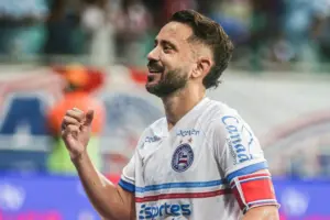 Everton Ribeiro celebra sucesso em cirurgia após diagnóstico de câncer: 'Vou voltar 100%'