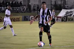 ABC aproveita oportunidade e contrata volante Edson, demitido do Botafogo-SP