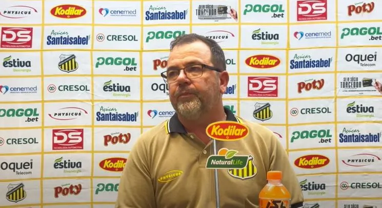 Enderson vê boa atuação do Novorizontino e lamenta gol sofrido em “perde e ganha”