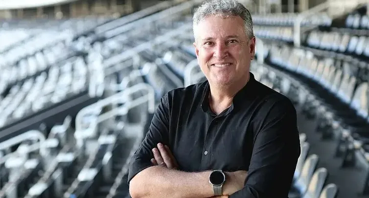 Corinthians anuncia Erasmo Damiani como novo chefe das categorias de base