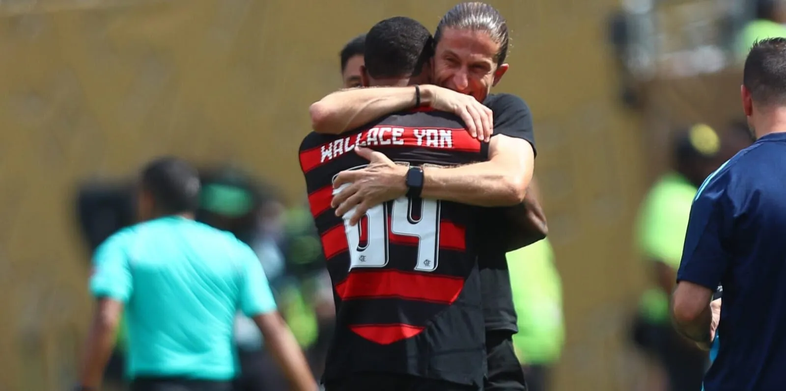 Crias do Flamengo buscam novas oportunidades com Filipe Luís