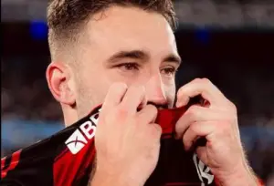 Filipe Luís sobre o Flamengo: 'Este time sabe jogar Libertadores'