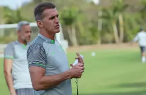 Série B: Goiás demite Vagner Mancini e mira acerto com Carille