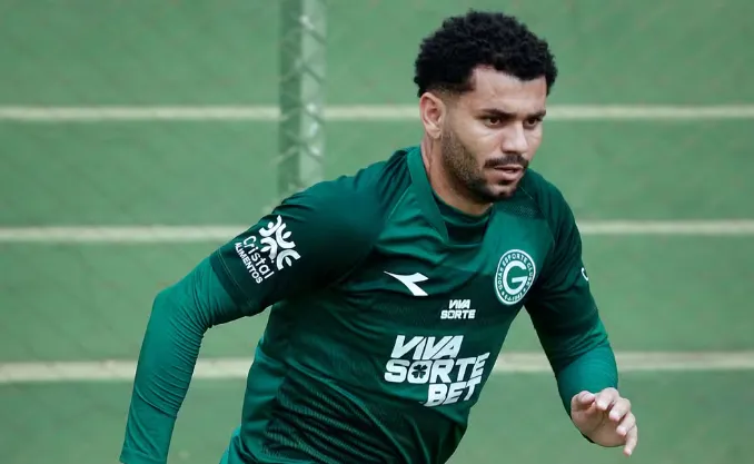 Série B: Goiás pode ter mudança para duelo direto com o Athletico-PR