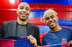Ex-jogador Thierry Henry critica o Barcelona após derrota para o PSG