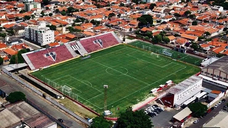 Primavera conclui plantio de gramado padrão FIFA no Ítalo Limongi