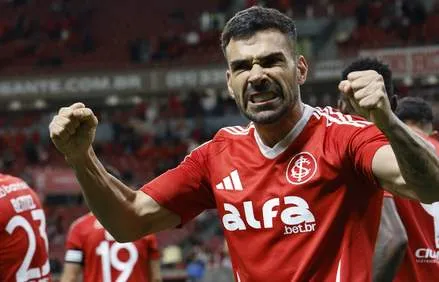 Ramón e Emiliano Diáz valorizam vitória do Inter e citam pressão 2 Brasileirão - 2025