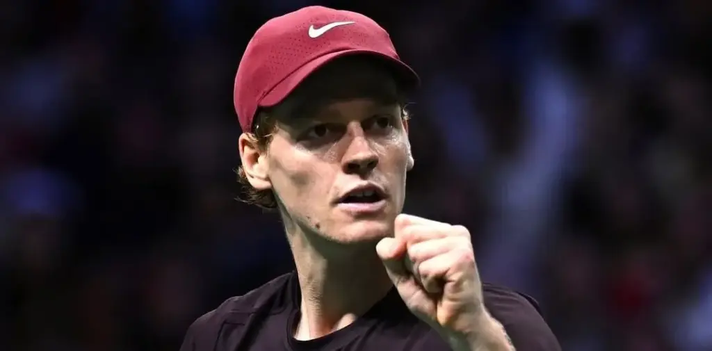 Sinner amplia freguesia sobre Ben Shelton e vai à semifinal em Paris