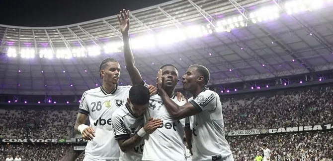 Jeffinho brilha e simboliza retomada do Botafogo no Brasileirão