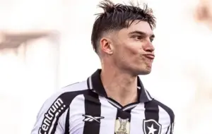 Botafogo fica no empate, mas Joaquín Correa comemora fim do jejum de gols