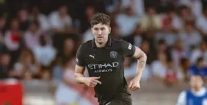 John Stones supera lesões e é convocado para a seleção inglesa