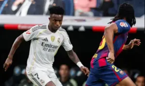 Jornais destacam ira de Vini Jr. com Xabi Alonso após substituição