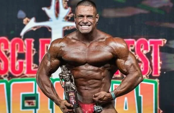 Kadu Santos fisiculturismo