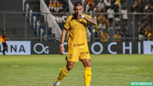 Kevin Ramírez vira o maior artilheiro do Amazonas na história da Série B