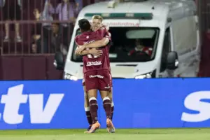Lanús (ARG) 1 x 0 Universidad (CHI) - Grená vence e vai à final da Sul-Americana