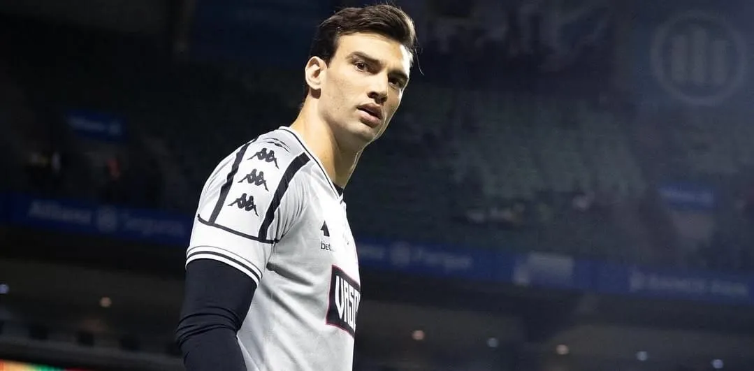 Léo Jardim em ação pelo Vasco (Foto: Matheus Lima-CRVG)