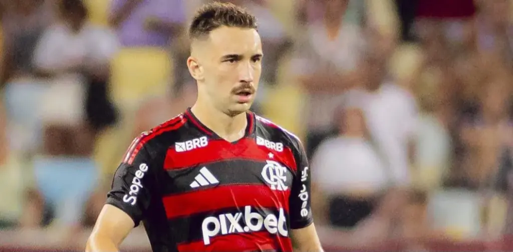 Flamengo planeja contar com Léo Ortiz no jogo da volta contra o Racing