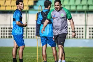 Técnico do Floresta lembra acesso de 2020 e mantém confiança para decisão