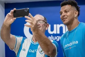 Londrina é recebido com festa após vitória fora de casa na Série C