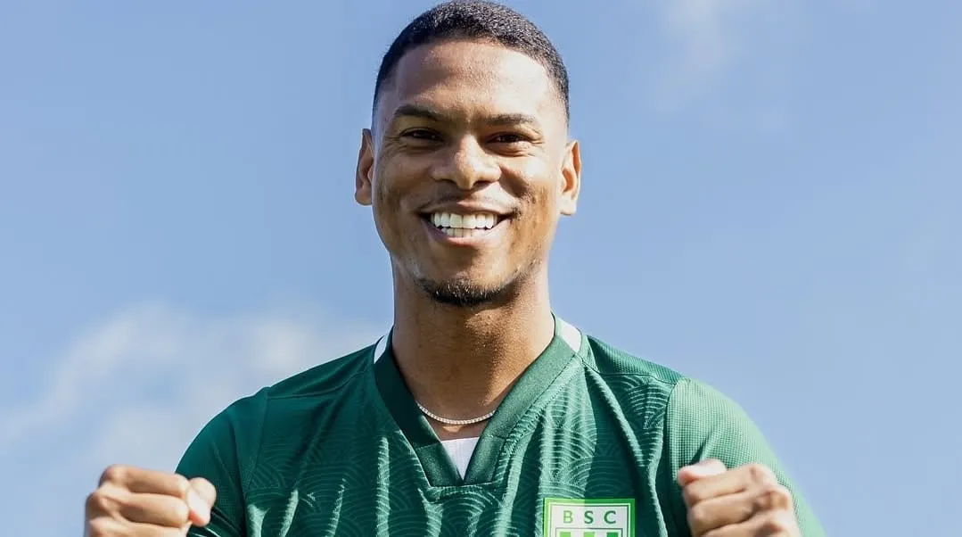 Boavista oficializa a contratação de cria do Flamengo