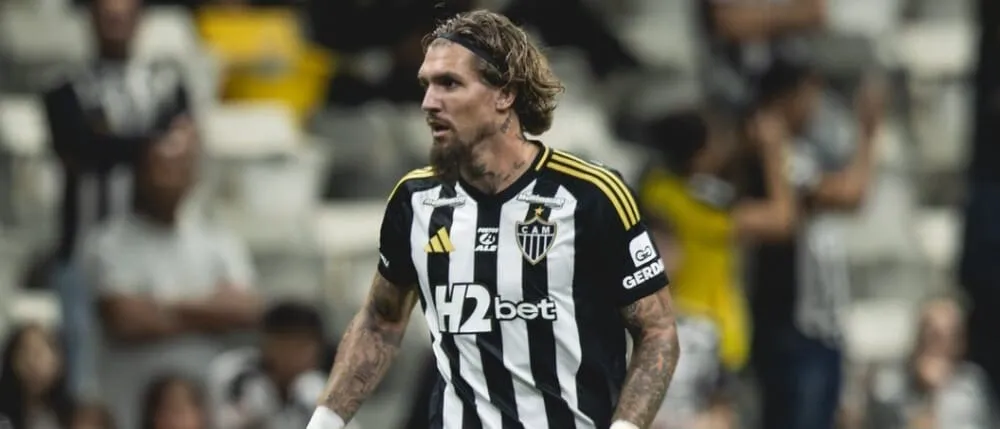 Lyanco em ação pelo Atlético-MG (Foto: Pedro Souza-CAM)