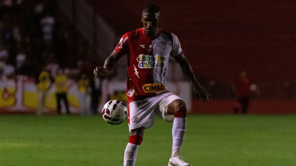 Náutico decide não renovar com o volante Igor Pereira para 2026 (Foto: Gabriel França/CNC)