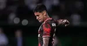 São Paulo negocia venda de jogador ao Bahia por 30 R$ milhões
