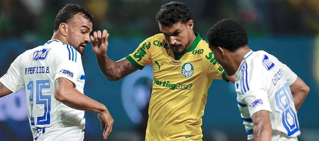 Veja análise do VAR em lance polêmico de Palmeiras x Cruzeiro