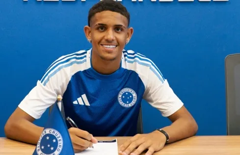 Cruzeiro assina com joia da base e impõe multa de 100 milhões de euros