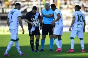 Ponte Preta vai disputar a 1ª final nacional. Veja as notas!