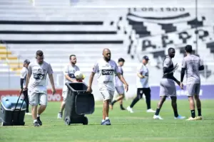 Série C: Ponte Preta busca quitar salários antes do Dérbi 212