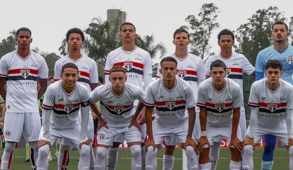 PAULISTA SUB-20: São Paulo vence o Guarani fora de casa e garante vaga na decisão
