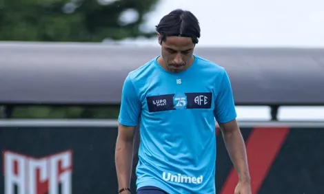 Ferroviária perde Ricardinho suspenso para duelo contra Criciúma