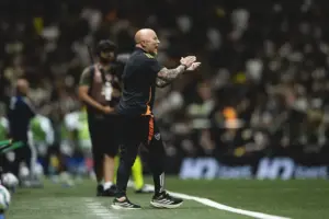 Sampaoli destaca superioridade e elogia postura do Atlético-MG no clássico