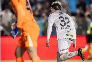 Raniele admite 'falta de atitude' ao Corinthians: 'Inaceitável'