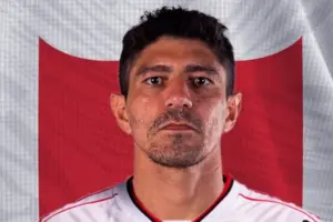 Edson denuncia insultos de Zeca antes de agressão: 