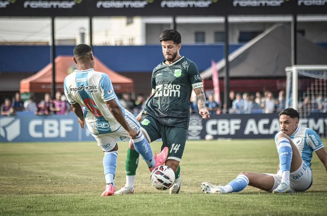 Floresta x Londrina – Onde assistir e escalações!